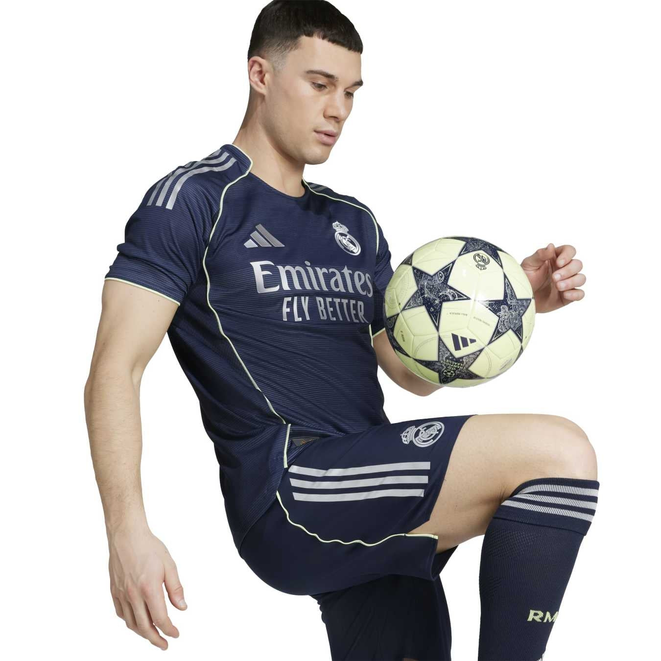 Maillot Authentique Real Madrid Extérieur 2025/2026